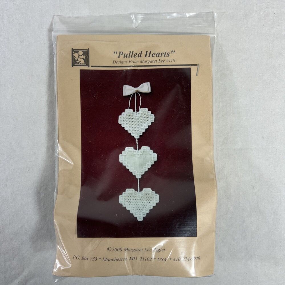 Margaret Lee Rigiel - Pulled Hearts - Valentines Day Crafts - Needlecraft - NIP